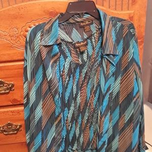 Two piece women blouse. Size 14/16W